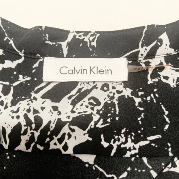 Calvin Klein Womens Blouse Medium Black White Roll Tab Long Sleeve Front Pockets - Picture 5 of 9